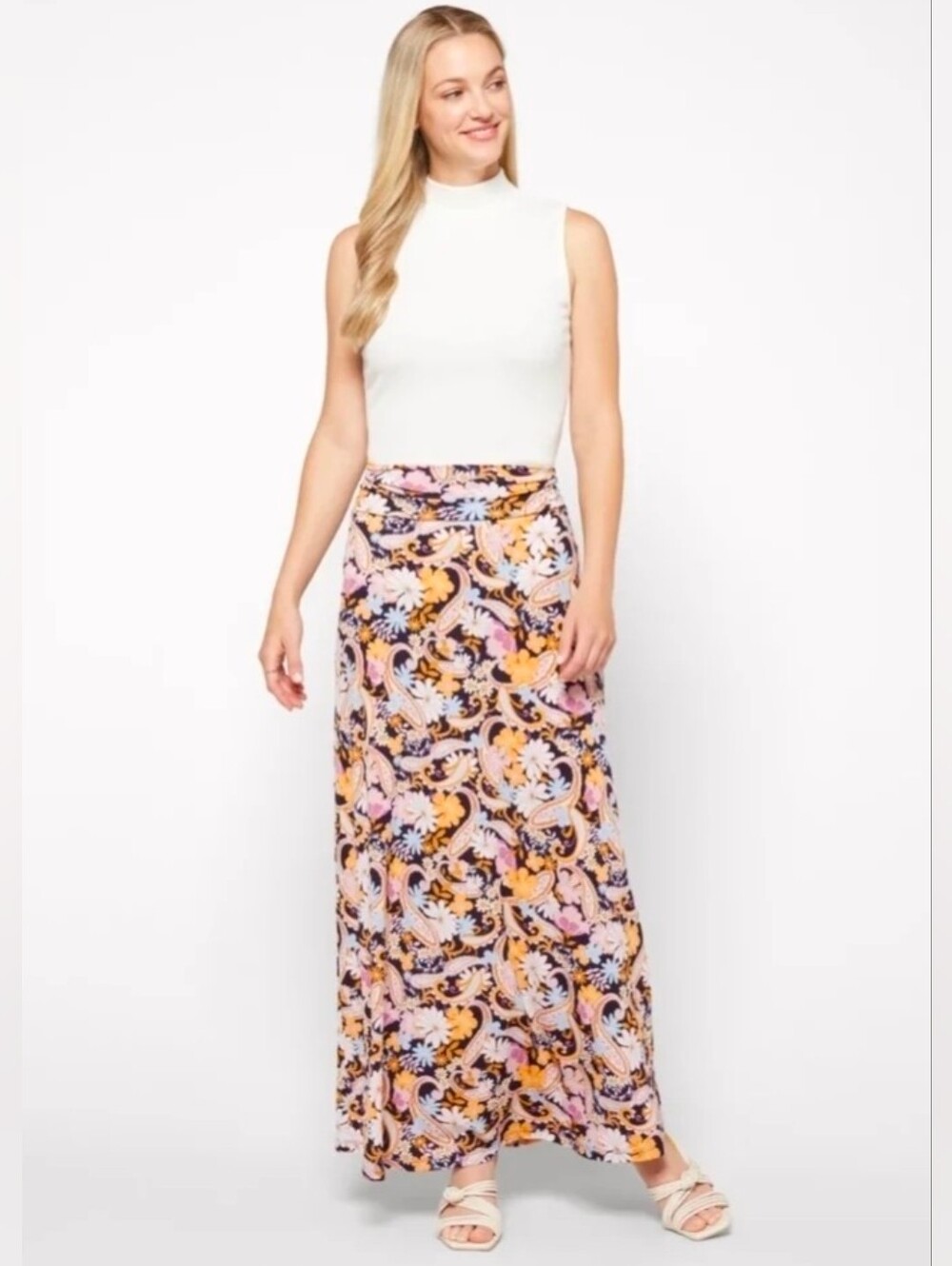 Kaileigh Delina Knit Floral Navy Paisley Maxi Skirt Size Large NWOT
